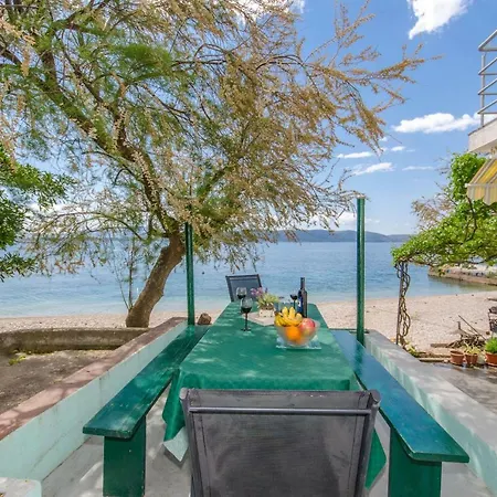 Beach House Toma Ferienhaus Živogošće