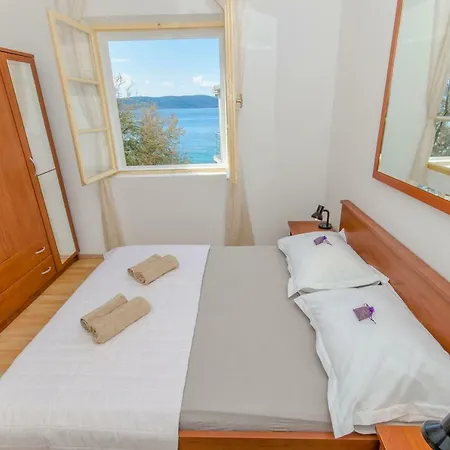 Beach House Toma *